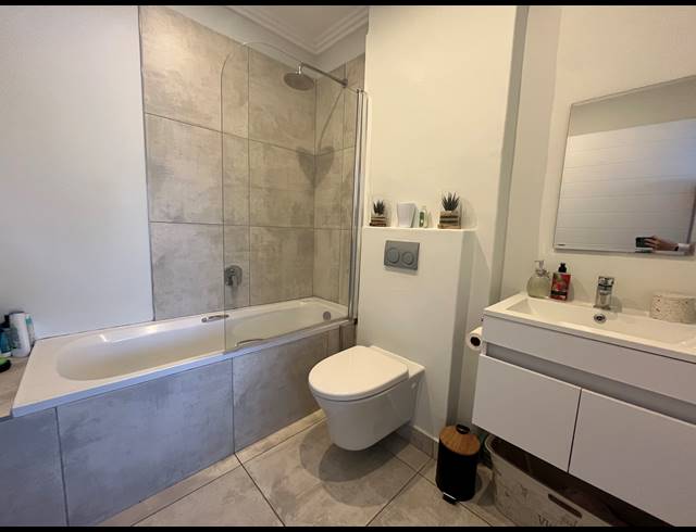 2 BEDROOM FLAT TO LET IN CRESTHOLME